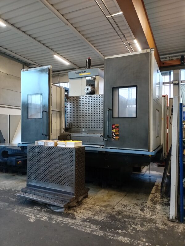 Alesatrice Doosan mod. DB250CM