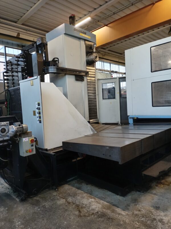 Alesatrice Doosan mod. DB250CM - immagine 10
